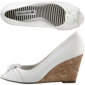 American Eagle Wedge shoes